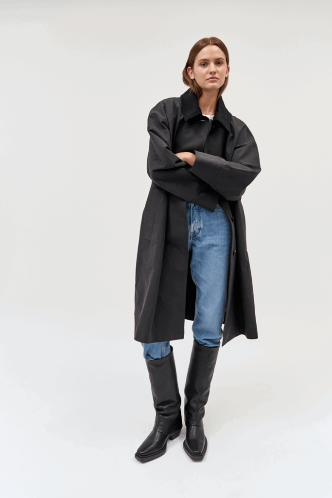 Schwarze Lederstiefel