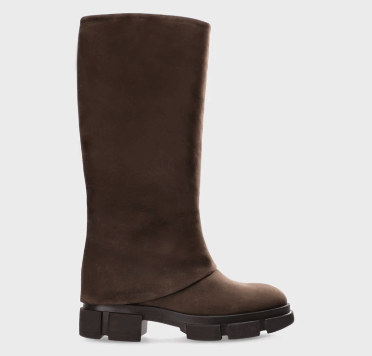 Boot mit Überschlag